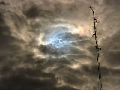 Éclipse annulaire du soleil à Valladolid le 3 octobre 2005
